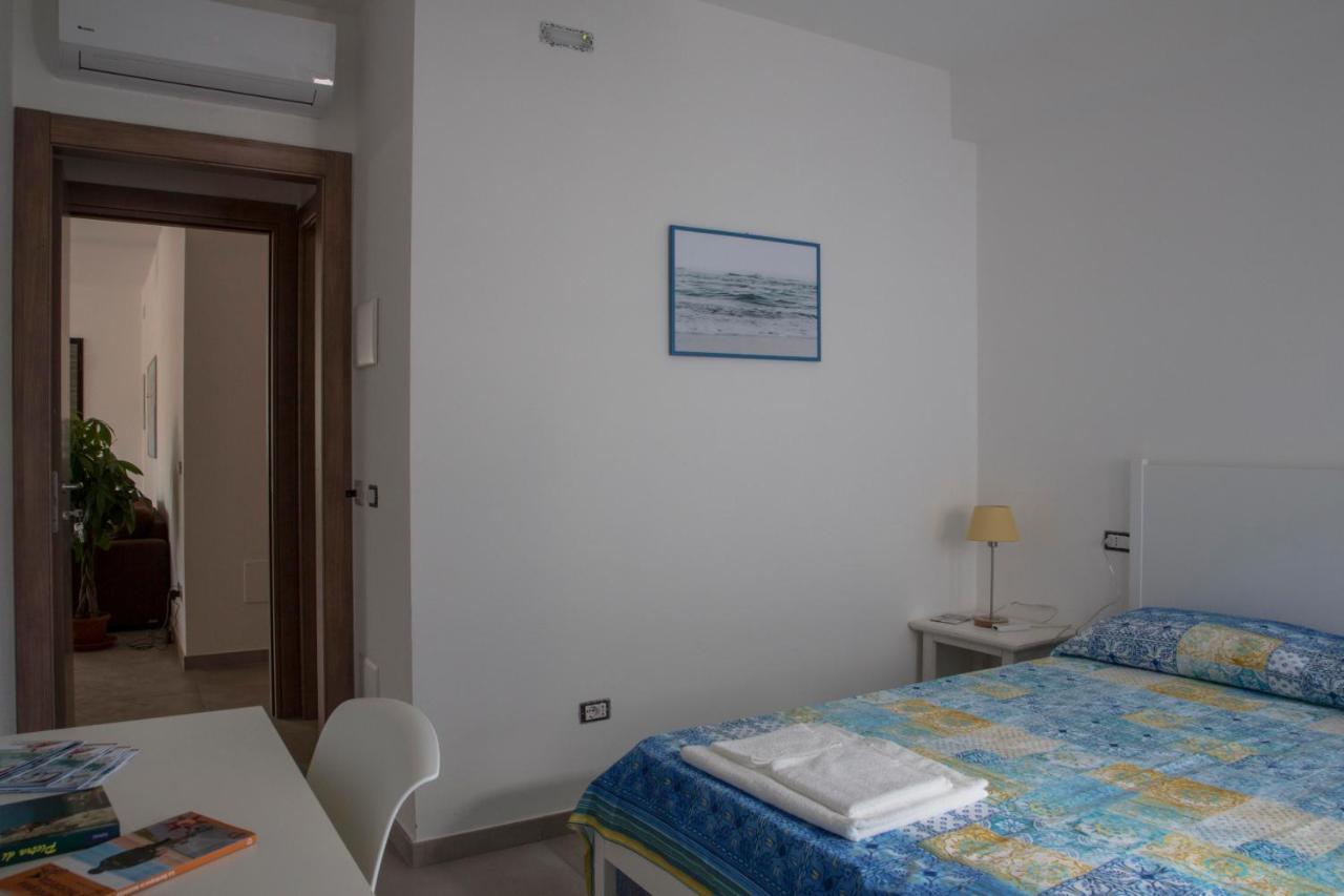 B&B Agata E Gli Altri Tortoli Exterior photo